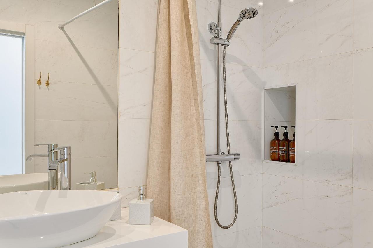 Suite Deluxe Face Mer Apart Malaga Exterior photo