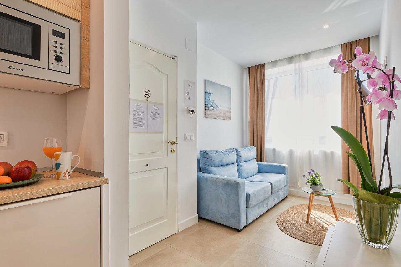 Suite Deluxe Face Mer Apart Malaga Exterior photo