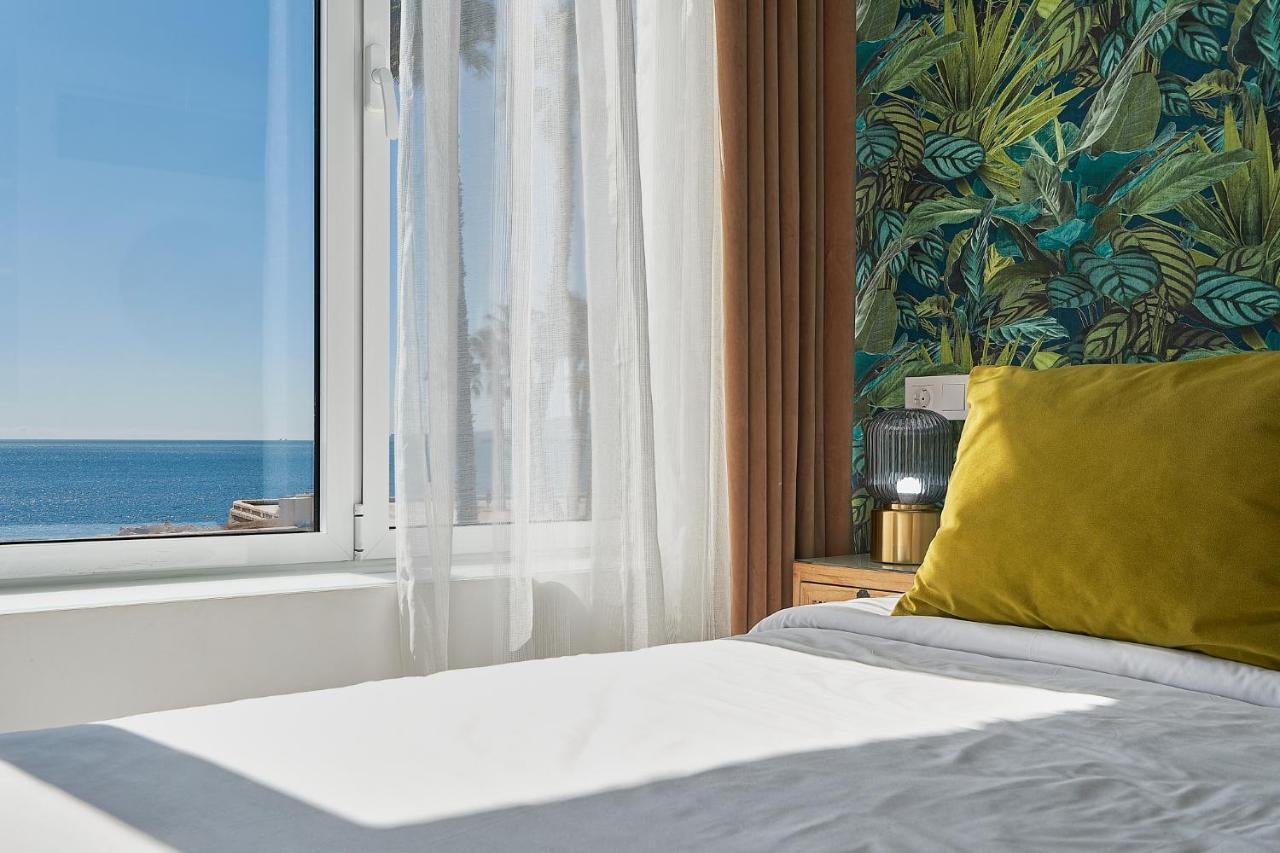 Suite Deluxe Face Mer Apart Malaga Exterior photo